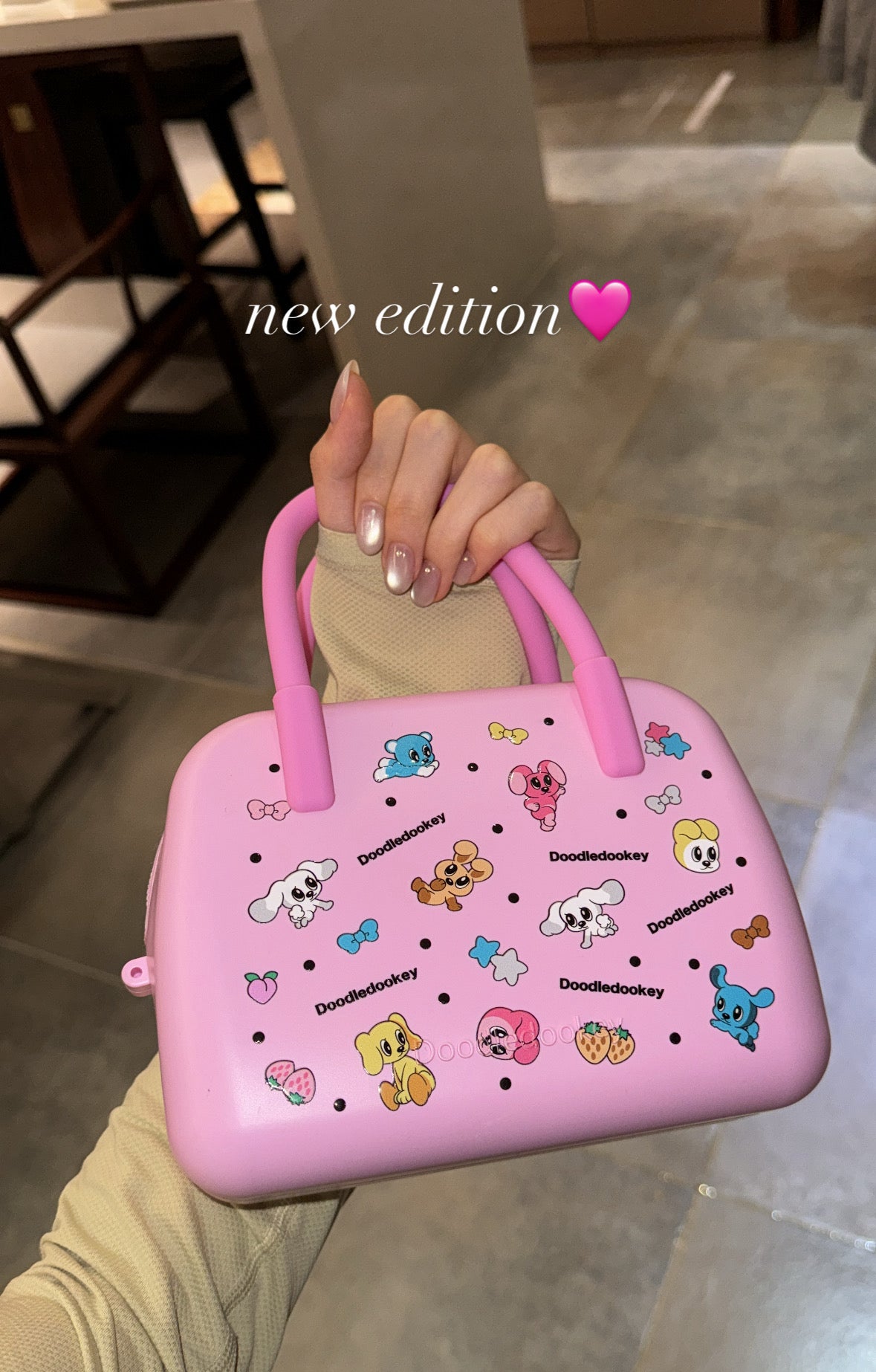 Silicone Puppy Print Bag Pink