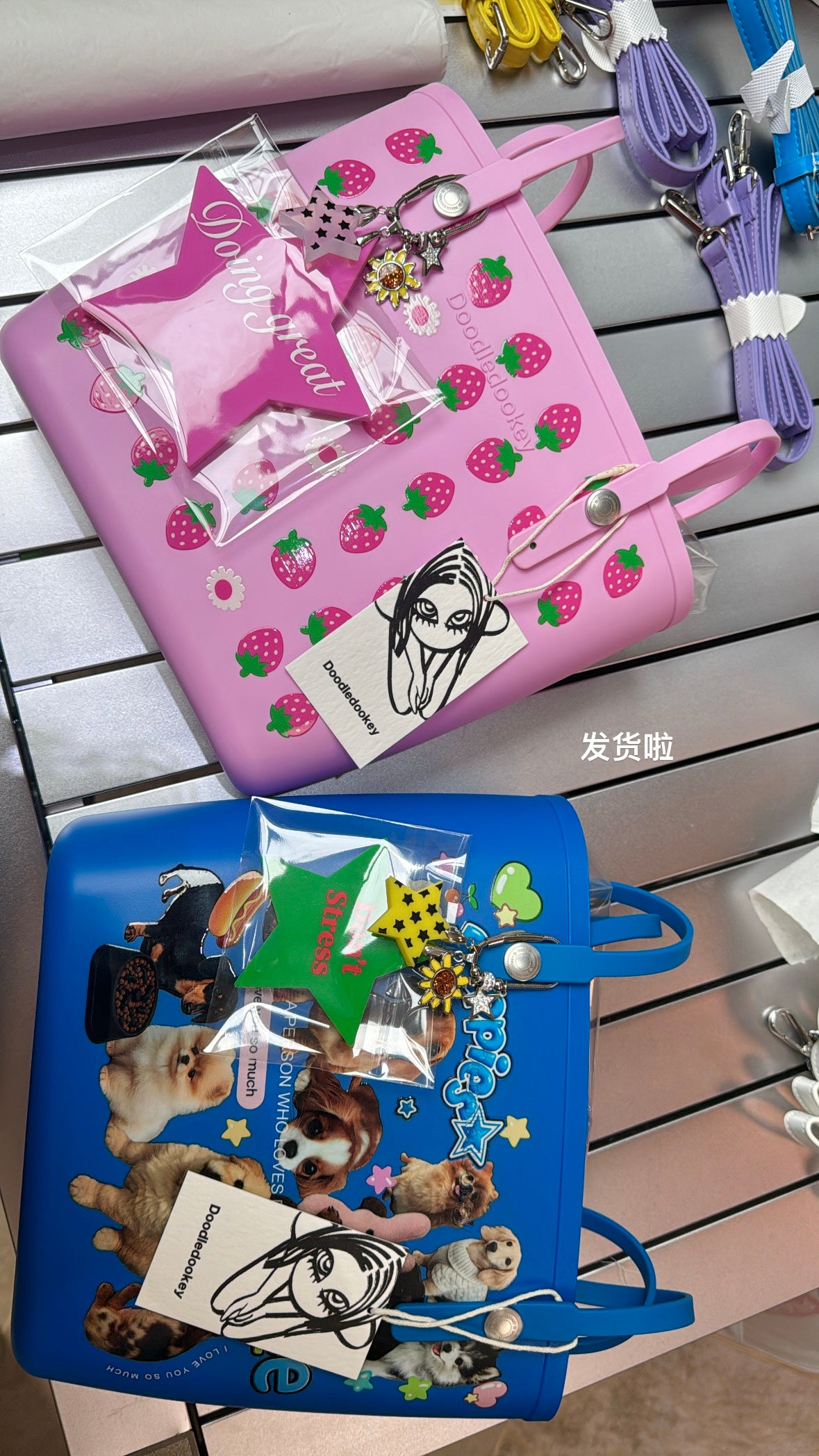 Puppy Tote Bag With Bag Charm Blue