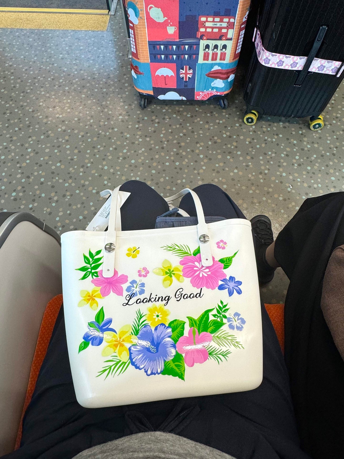 Summer Floral Tote Bag With Bag Charm White