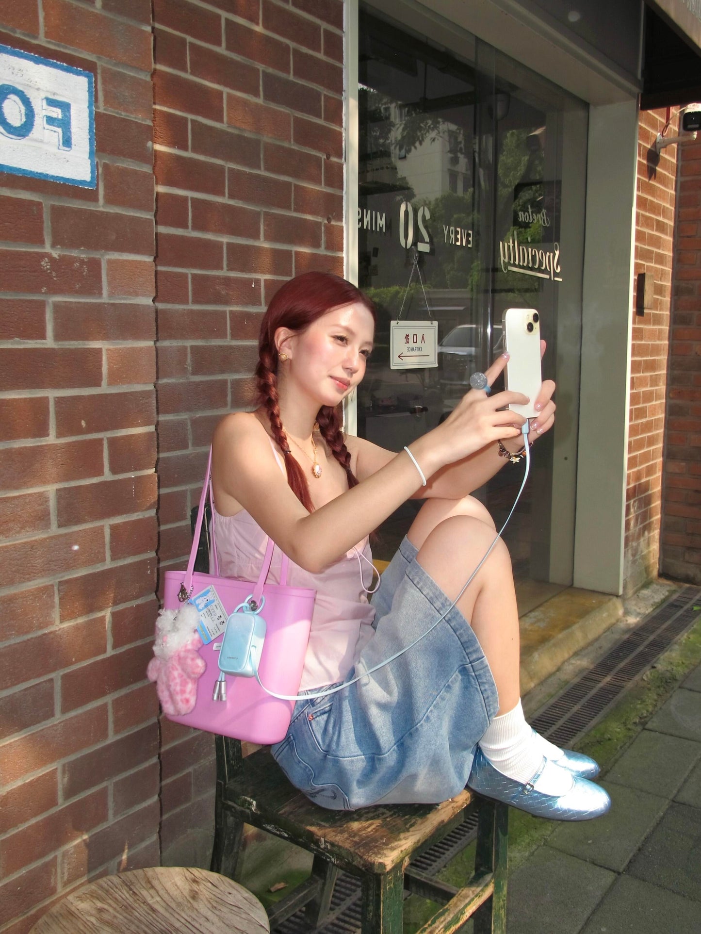 Solid Color Tote Bag With Bag Charm Pink