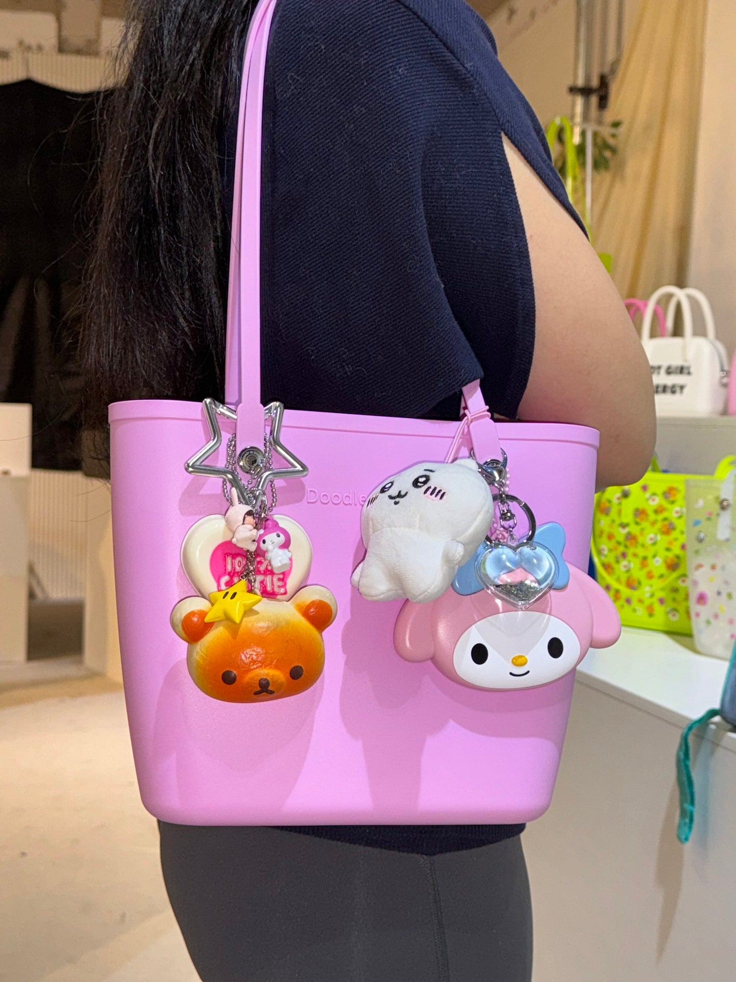 Solid Color Tote Bag With Bag Charm Pink