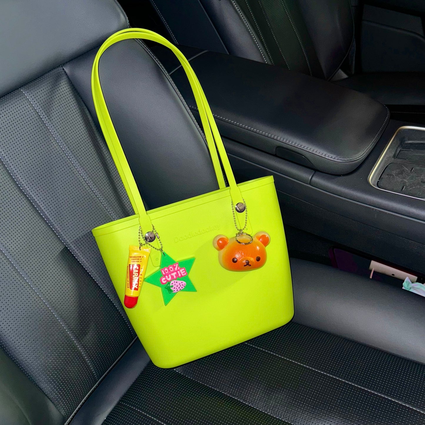 Solid Color Tote Bag With Bag Charm Green
