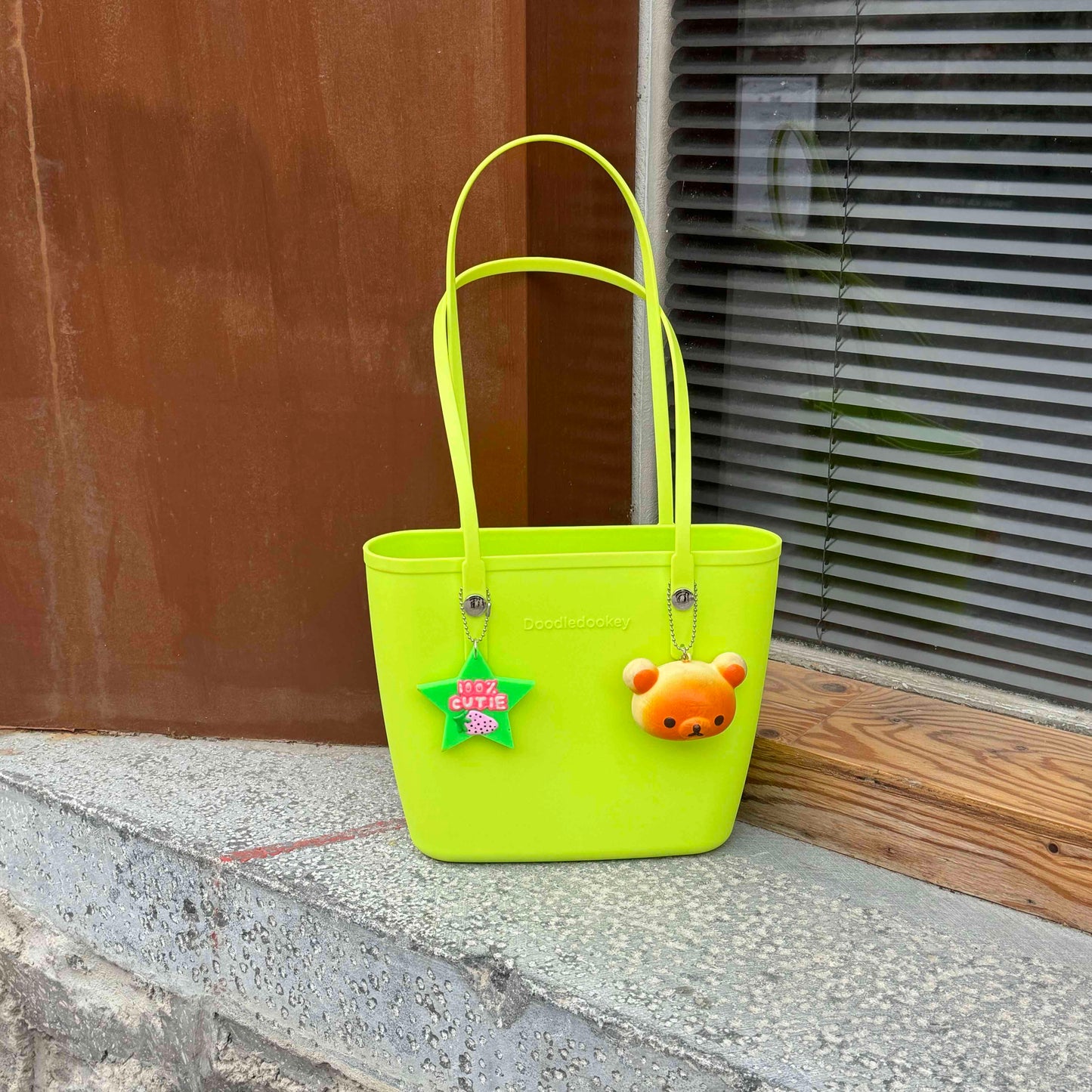 Solid Color Tote Bag With Bag Charm Green